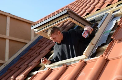 Pose de fenêtres de toit Velux à Évellys